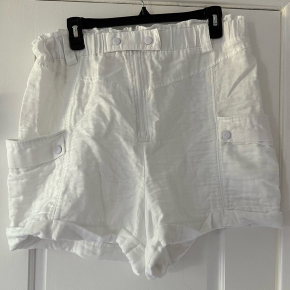 Free People White Go Explore Shorts - Picture 12 of 14